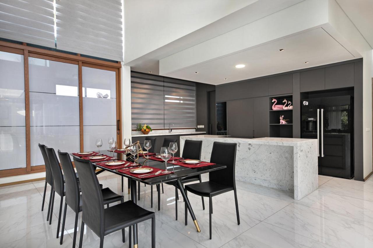 Deluxe Ocean Villa Along The Beach 岘港 外观 照片