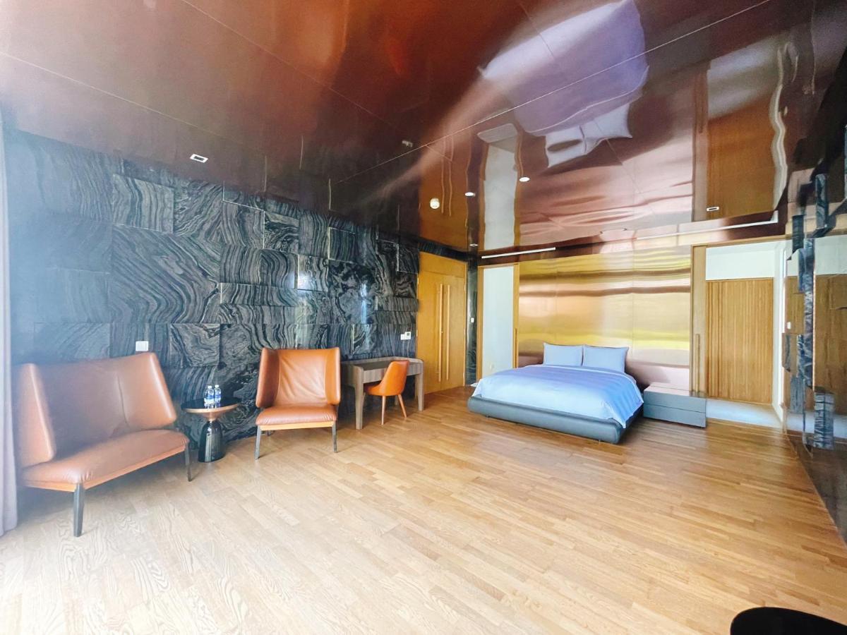Deluxe Ocean Villa Along The Beach 岘港 外观 照片