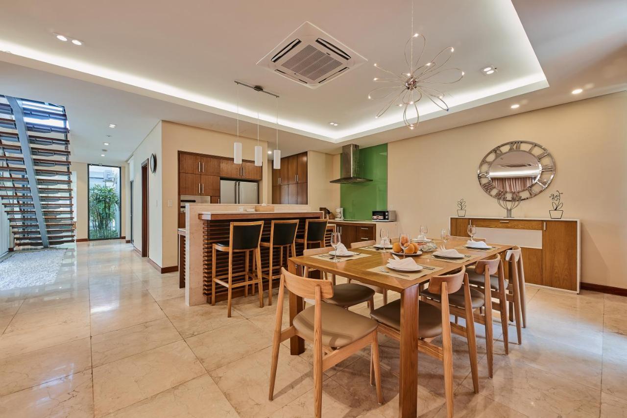Deluxe Ocean Villa Along The Beach 岘港 外观 照片